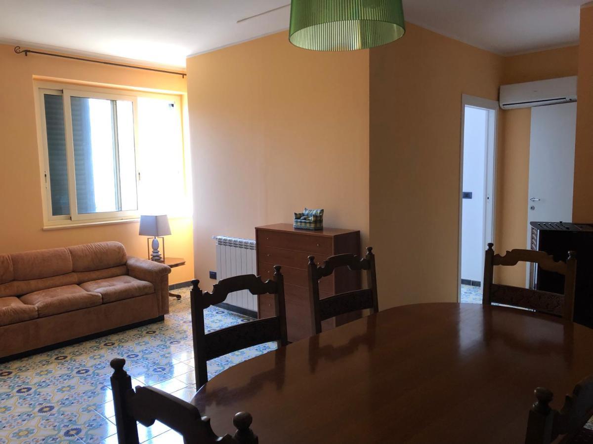 B&B Villa Zia Febronia Patti Eksteriør billede