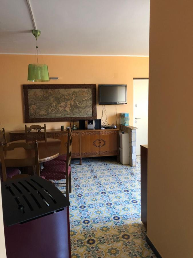 B&B Villa Zia Febronia Patti Eksteriør billede