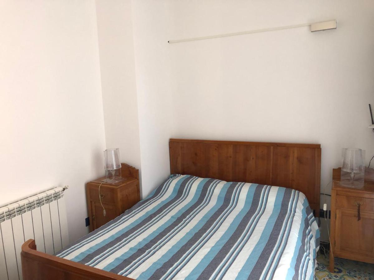 B&B Villa Zia Febronia Patti Eksteriør billede