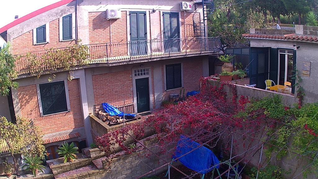B&B Villa Zia Febronia Patti Eksteriør billede